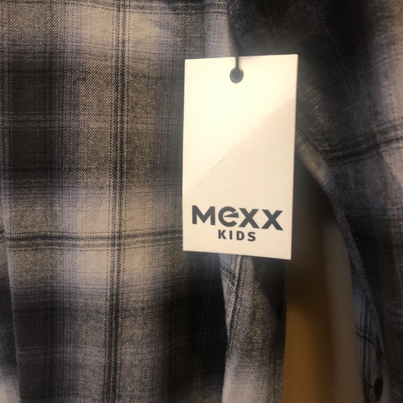 NEW⭐️Mexx Charcoal plaid button down - Picture 3 of 8